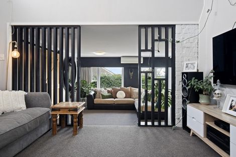 Photo of property in 7 Anzac Road, Pukekohe, 2120