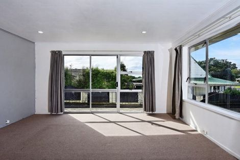 Photo of property in 106 Colwill Road, Massey, Auckland, 0614
