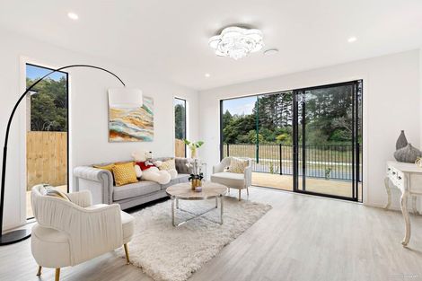 Photo of property in 9 Skanda Crescent, Flat Bush, Auckland, 2019