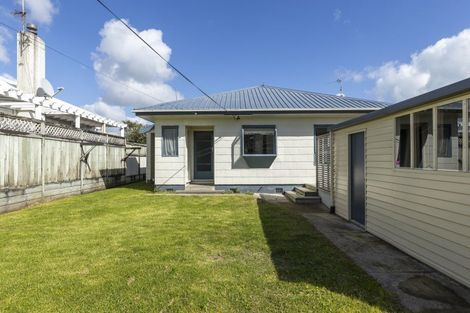 Photo of property in 23 Turi Street, Welbourn, New Plymouth, 4312