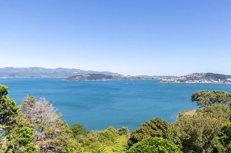 Photo of property in 8 Ranikhet Way, Khandallah, Wellington, 6035