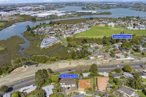 Photo of property in 19c Te Anau Place, Pakuranga Heights, Auckland, 2010