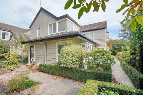 Photo of property in 127 Fendalton Road, Fendalton, Christchurch, 8014