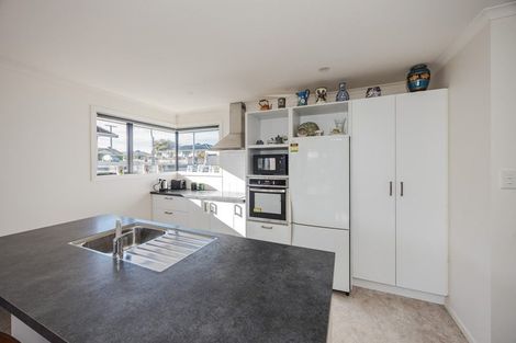 Photo of property in 6 Mersey Street, South Hill, Oamaru, 9400