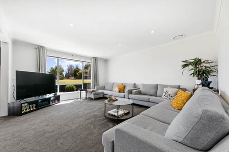Photo of property in 9 Fitzgerald Road, Drury, 2113