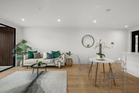Photo of property in 4/200 Knights Road, Hutt Central, Lower Hutt, 5011