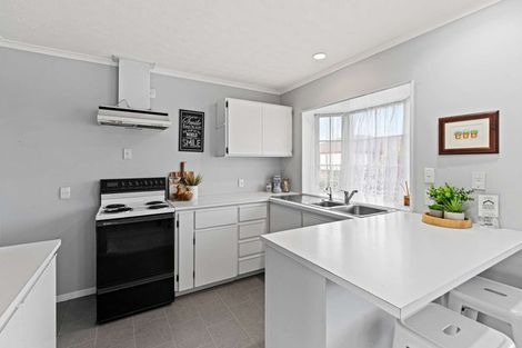 Photo of property in 7 Kaipara Court, Highbury, Palmerston North, 4412