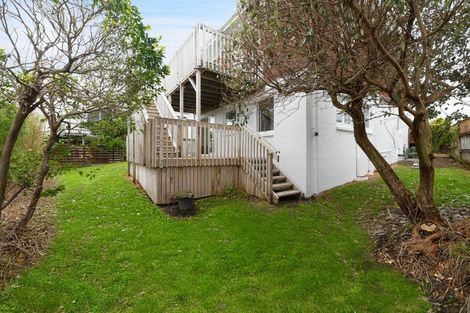 Photo of property in 3/47 East Coast Road, Milford, Auckland, 0620