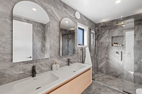 Photo of property in 24 Nehru Place, Cashmere, Christchurch, 8022