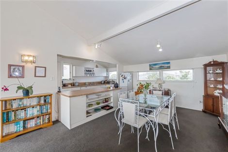 Photo of property in 46b Rosario Crescent, Red Beach, 0932