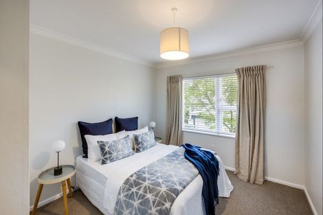 Photo of property in 2 Lovat Street, Havelock North, 4130