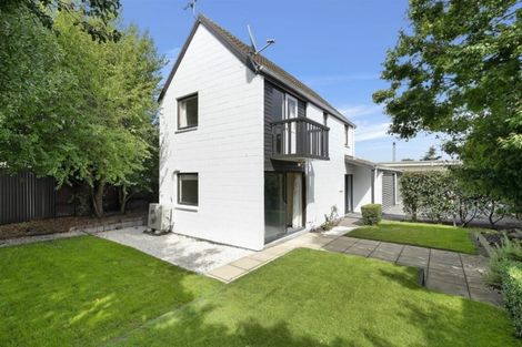 Photo of property in 2/124 Burwood Road, Burwood, Christchurch, 8083