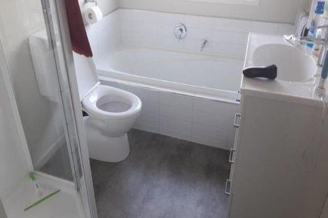 Photo of property in 49 Farnborough Way, Rolleston, 7615