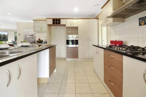 Photo of property in 24 Donegal Park Drive, Flat Bush, Auckland, 2019