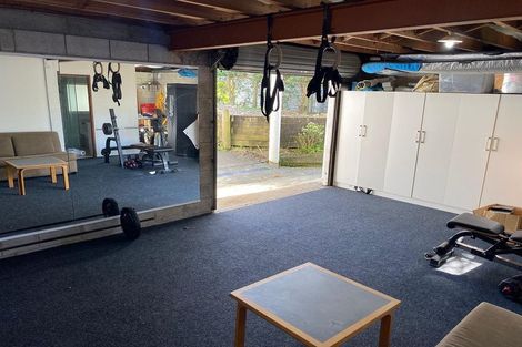 Photo of property in 3 Mason Street, New Lynn, Auckland, 0600