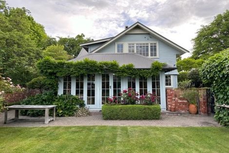 Photo of property in 182 Fendalton Road, Fendalton, Christchurch, 8052