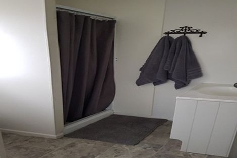 Photo of property in 5 Chatswood Grove, Fitzroy, New Plymouth, 4312