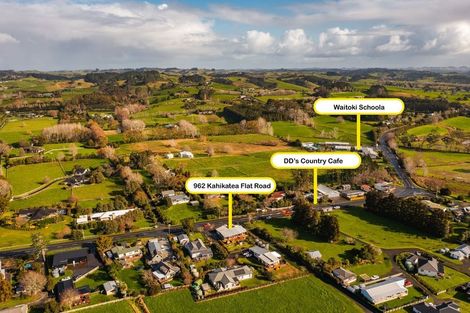Photo of property in 962 Kahikatea Flat Road, Waitoki, Kaukapakapa, 0871