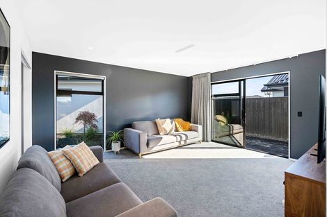 Photo of property in 19 Frank Ernest Crescent, Prebbleton, 7676