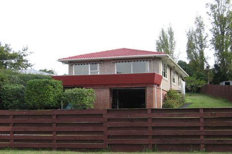 Photo of property in 13 Lowtherhurst Road, Massey, Auckland, 0614
