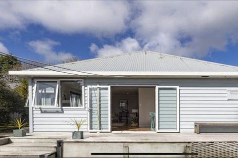 Photo of property in 23 Kaipara Portage Road, Riverhead, 0820
