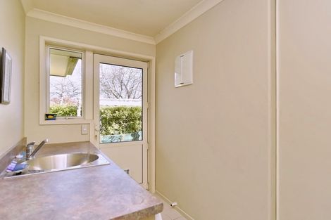 Photo of property in 8 Ross Place, Northwood, Christchurch, 8051