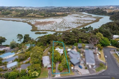Photo of property in 9 Poplar Road, Stanmore Bay, Whangaparaoa, 0932