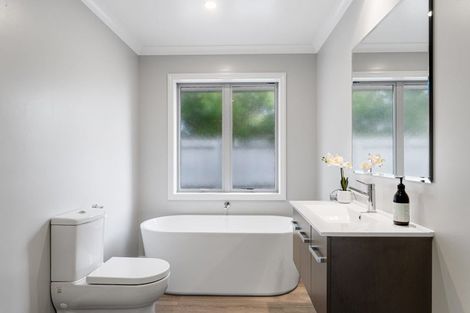 Photo of property in 10c Franklin Drive, Rangiora, 7400