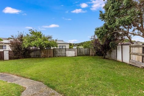 Photo of property in 94 Omapere Street, Whitby, Porirua, 5024
