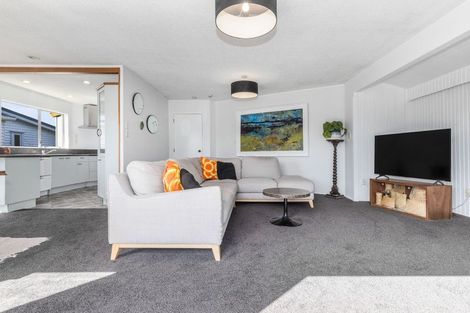 Photo of property in 3 Miro Road, Raumati South, Paraparaumu, 5032