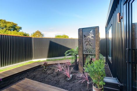 Photo of property in 145b Cook Street, West End, Palmerston North, 4410