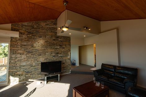 Photo of property in 153b West Harbour Drive, West Harbour, Auckland, 0618