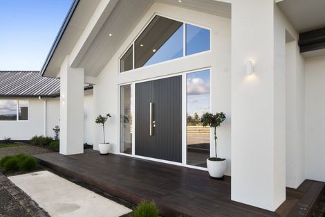 Photo of property in 160 Pharazyn Road, Feilding, 4777