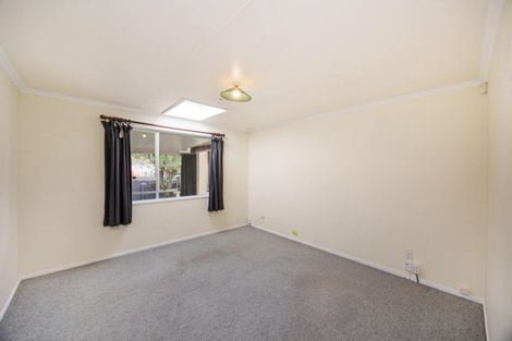 Photo of property in 11 Cascade Crescent, Westbrook, Palmerston North, 4412