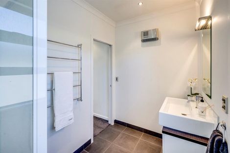 Photo of property in 21 Tasman Drive, Poraiti, Napier, 4112