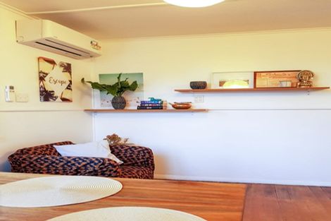 Photo of property in 39 Auburn Avenue, Upper Riccarton, Christchurch, 8041