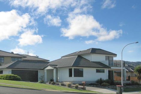 Photo of property in 14 Kirton Drive, Riverstone Terraces, Upper Hutt, 5018