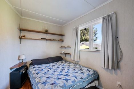 Photo of property in 555 Waitarere Beach Road, Waitarere Beach, Levin, 5510