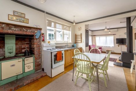 Photo of property in 153 Main Street, Greytown, 5712