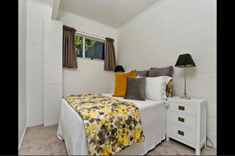 Photo of property in 11 Hague Place, Birkenhead, Auckland, 0626