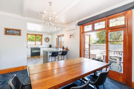 Photo of property in 116 Heretaunga Street, Palmerston North, 4414