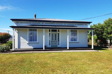 Photo of property in 9 London Street, Dannevirke, 4930