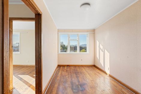Photo of property in 8-10 Dix Crescent, Riversdale, Blenheim, 7201