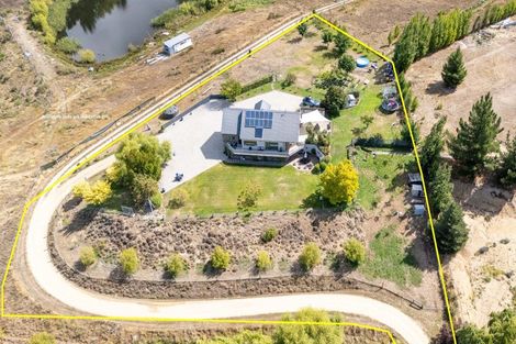 Photo of property in 233 Letts Gully Road, Letts Gully, Alexandra, 9393