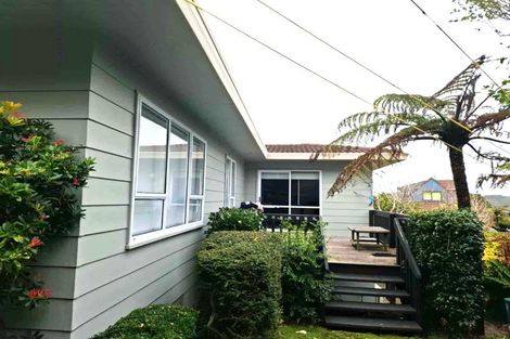 Photo of property in 123 Montgomery Avenue, Karori, Wellington, 6012
