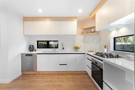 Photo of property in 8c Rowan Terrace, Te Atatu South, Auckland, 0610