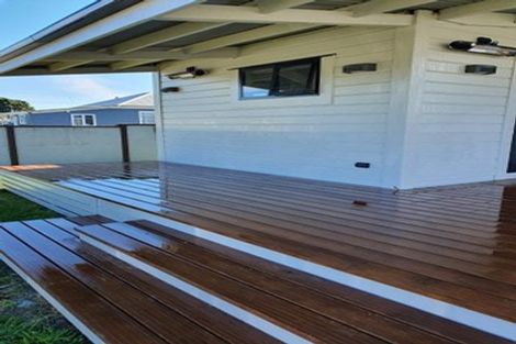 Photo of property in 42 Collins Street, Hawera, 4610