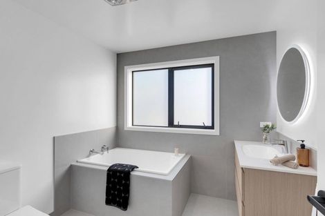 Photo of property in 28 Gaylard Avenue, Chartwell, 3210