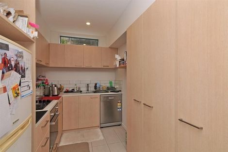 Photo of property in 7u4 Handyside Street, Tawa, Wellington, 5028