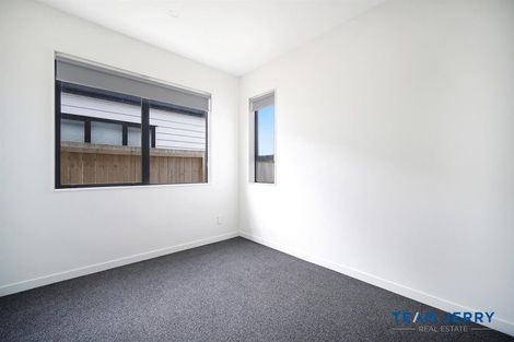 Photo of property in 49 Farranfore Road, Opaheke, Papakura, 2113
